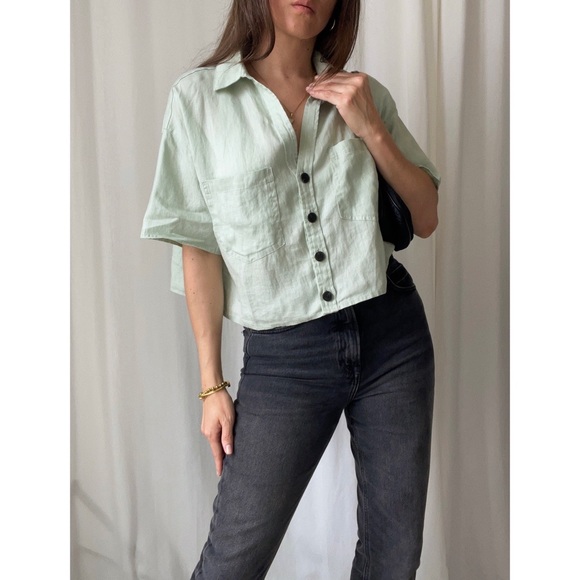 TOP cropped button up top — In Sage - Picture 5 of 10